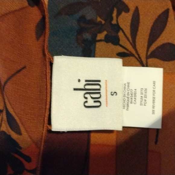 Cabi Floral Lattice Blouse NWOT - Picture 4 of 5